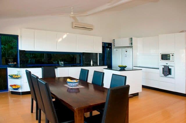 17 Albatross Street, SLADE POINT QLD 4740, Slade Point - Thumbnail 3