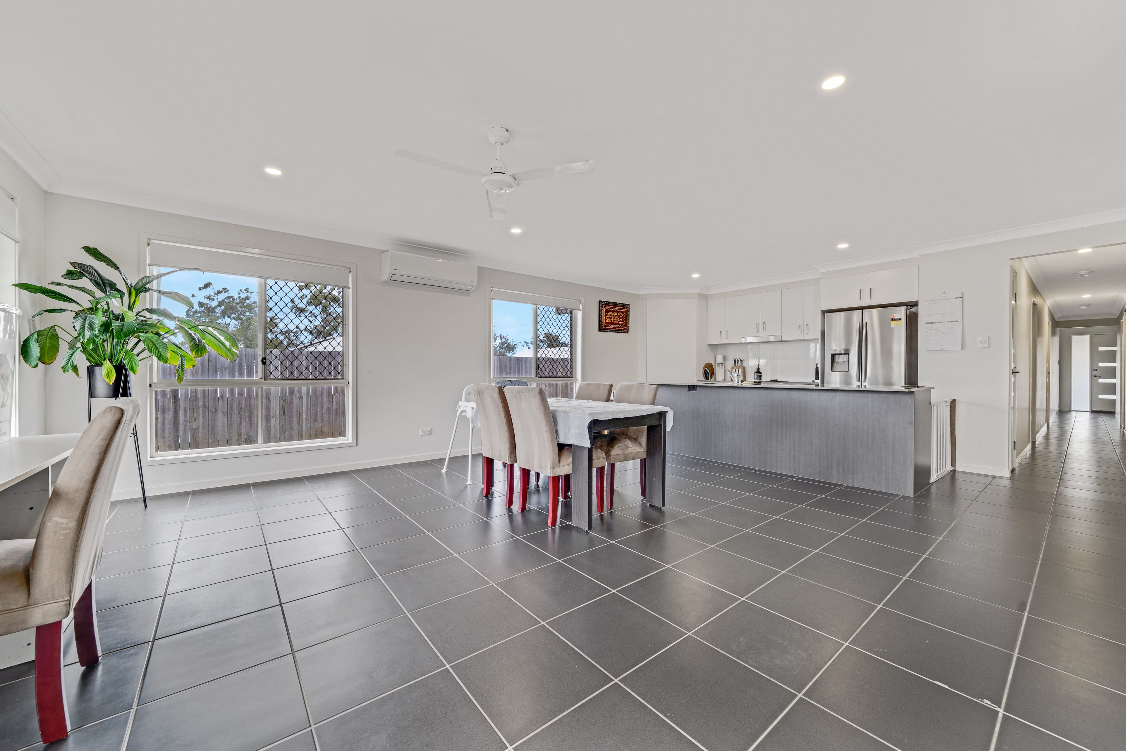 36 Corfu Street, Springfield Lakes QLD 4300, Springfield Lakes - Thumbnail 2