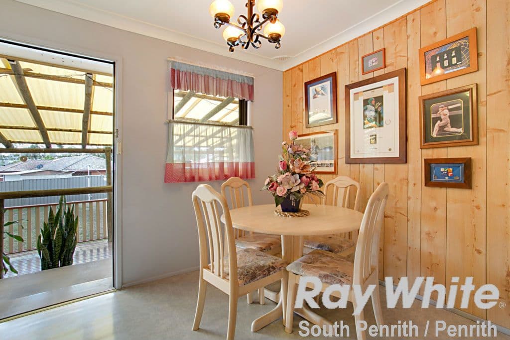 23 Blue Gum Avenue, South Penrith - Thumbnail 4