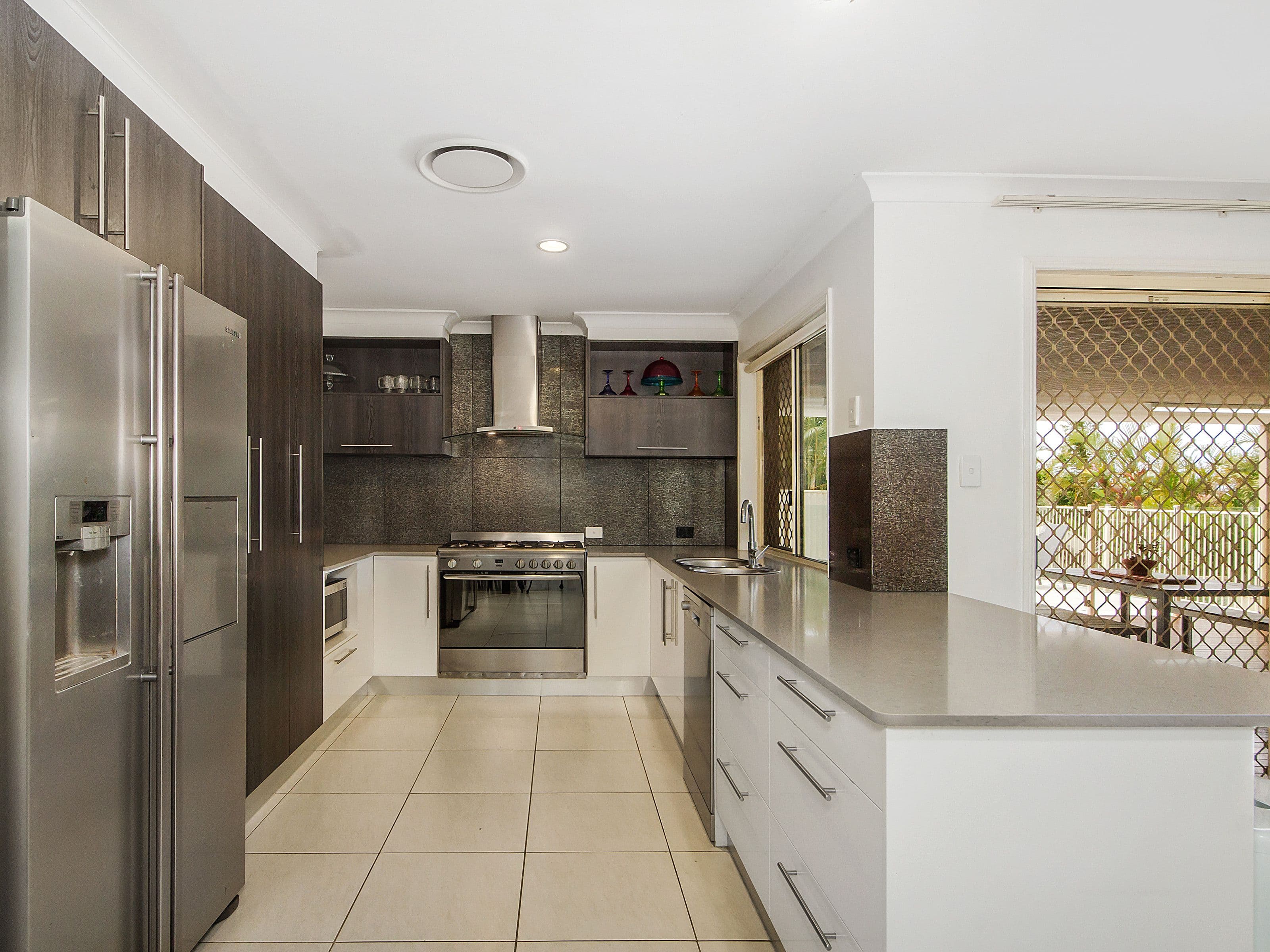 16 Perry Street, Seddon - Thumbnail 2
