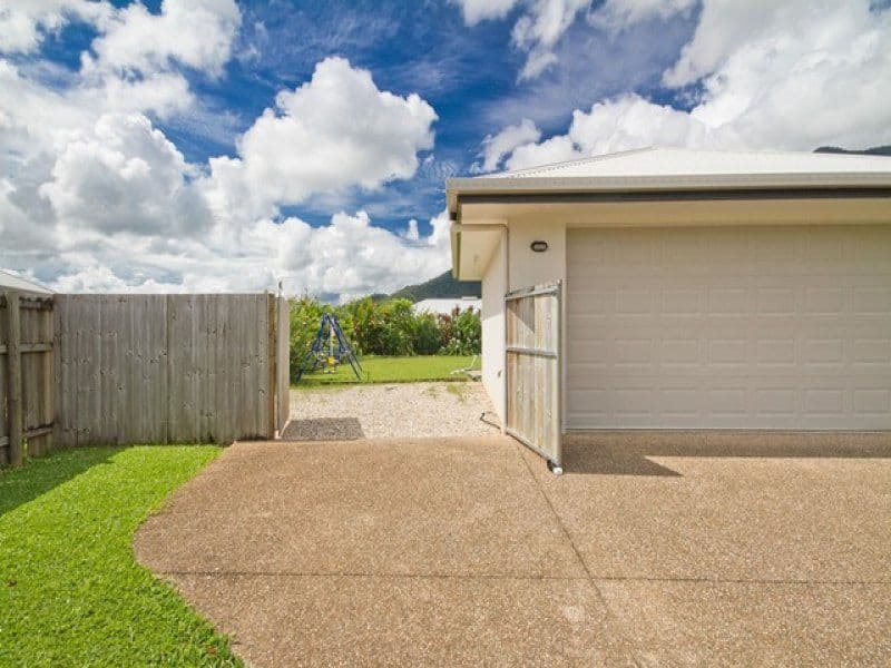 33 Fitzmaurice Drive, BENTLEY PARK QLD 4869, Bentley Park - Thumbnail 5