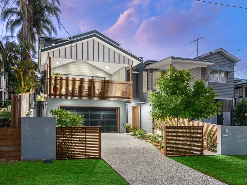 16 Dover Street, Hawthorne QLD 4171, Hawthorne - Image 1