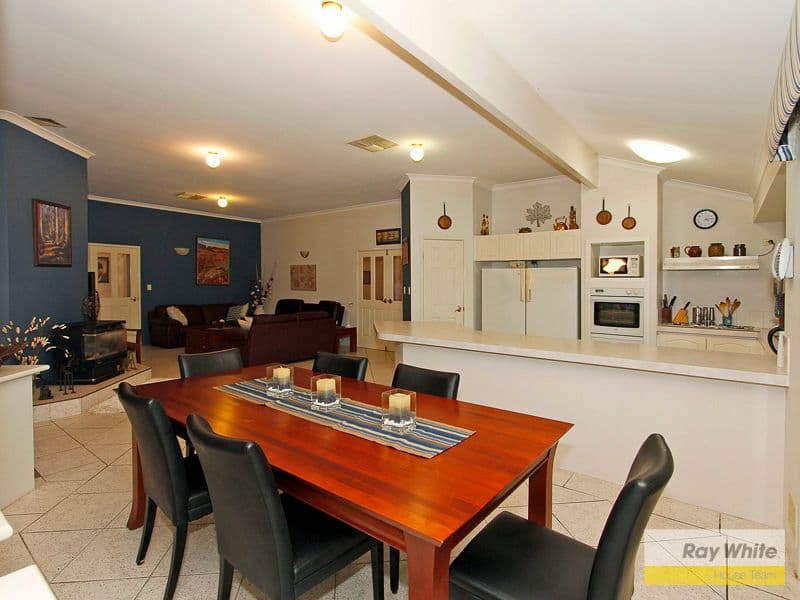 5 Westringia Retreat, CANNING VALE WA 6155, Canning Vale - Thumbnail 2