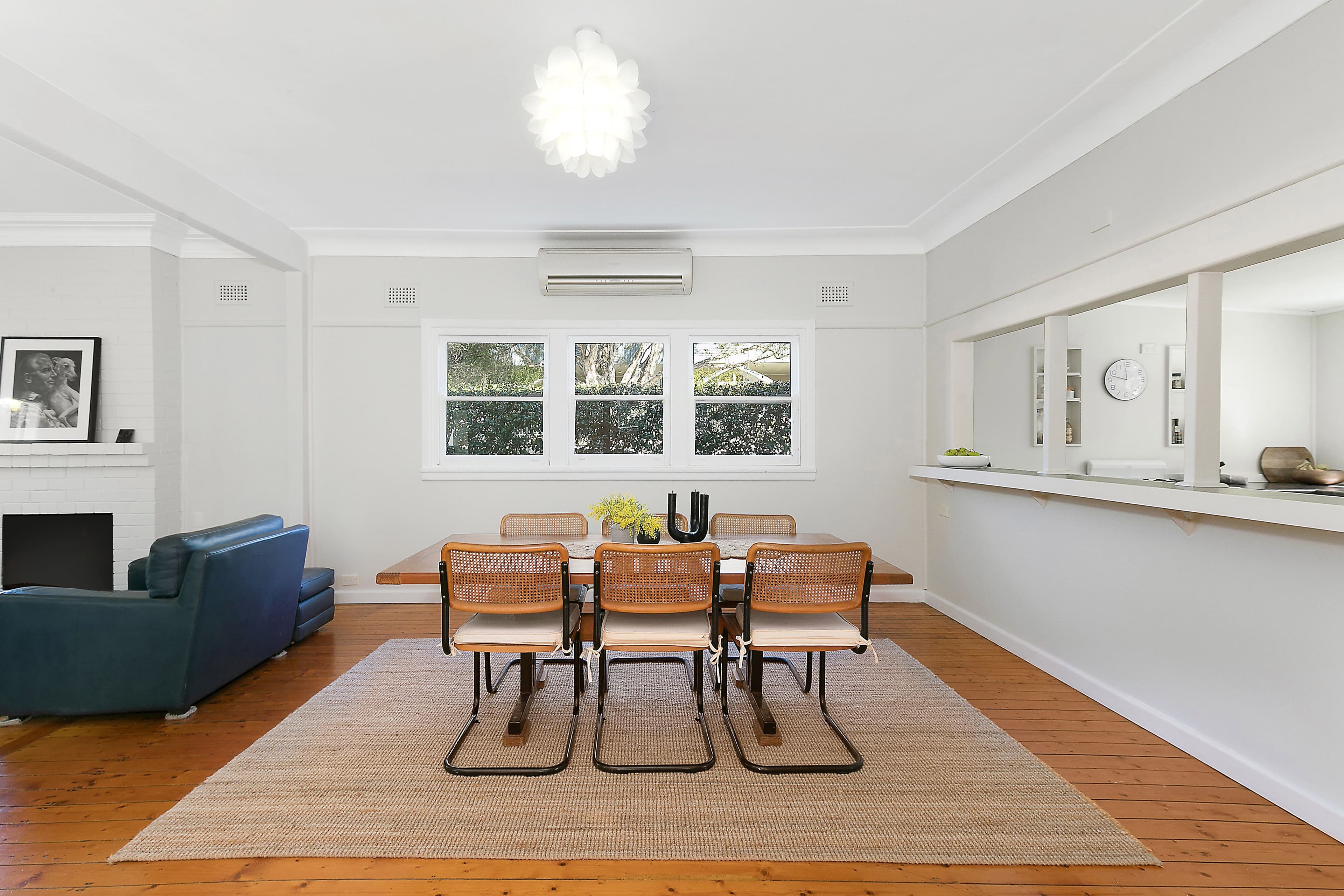 6 Rowe Street, Freshwater - Thumbnail 2