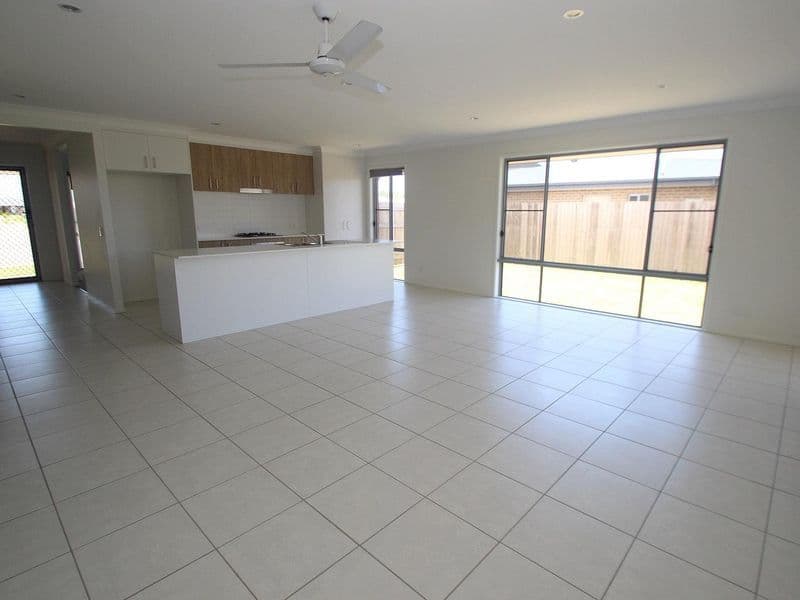 2 O'Connell Parade, Urraween QLD 4655, Urraween - Thumbnail 4