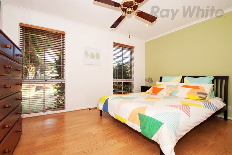 19 BARKER Drive, Mooroolbark VIC 3138, Mooroolbark - Thumbnail 5