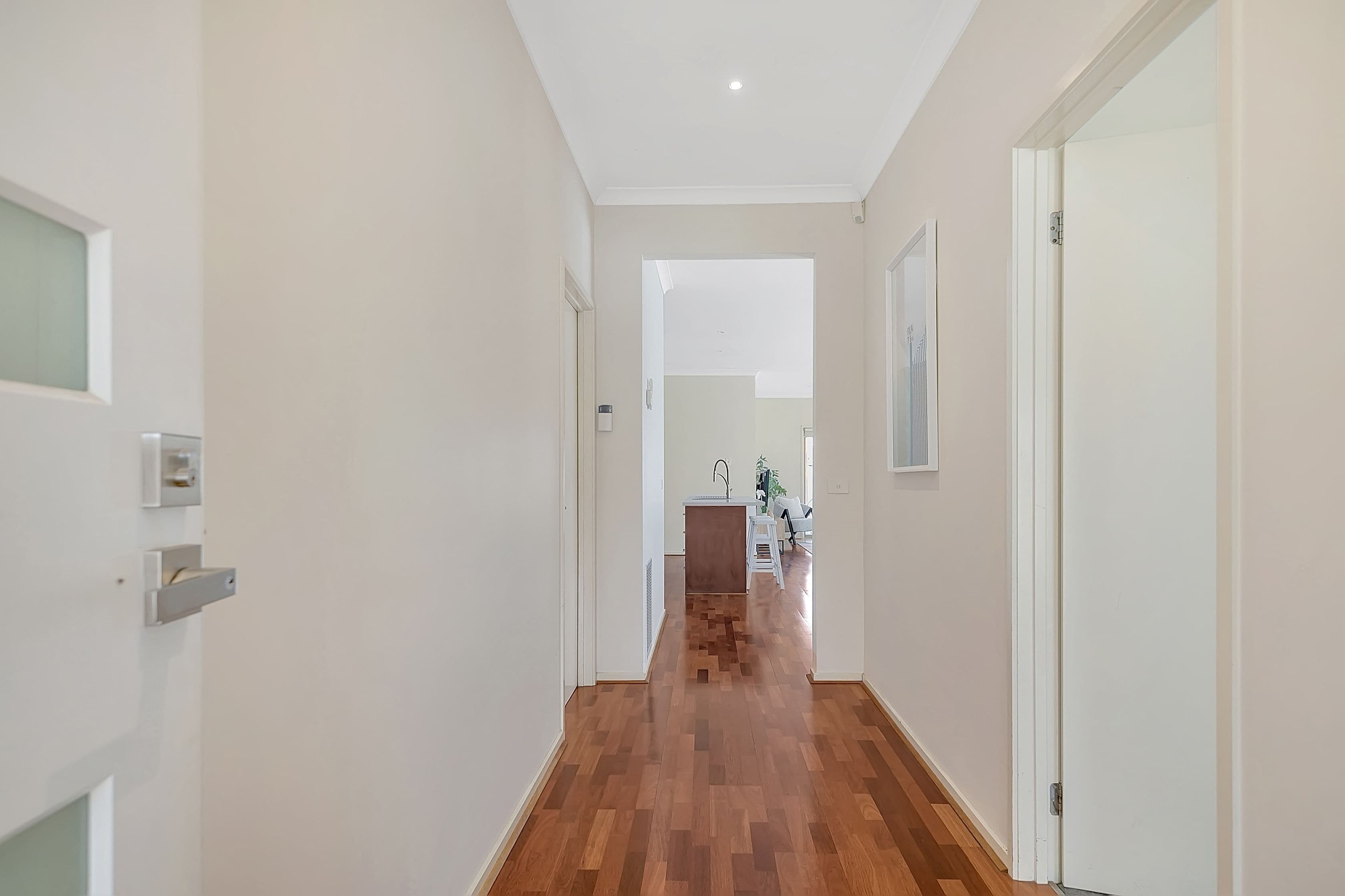 9 Murphy Street, Lalor VIC 3075, Lalor - Thumbnail 2