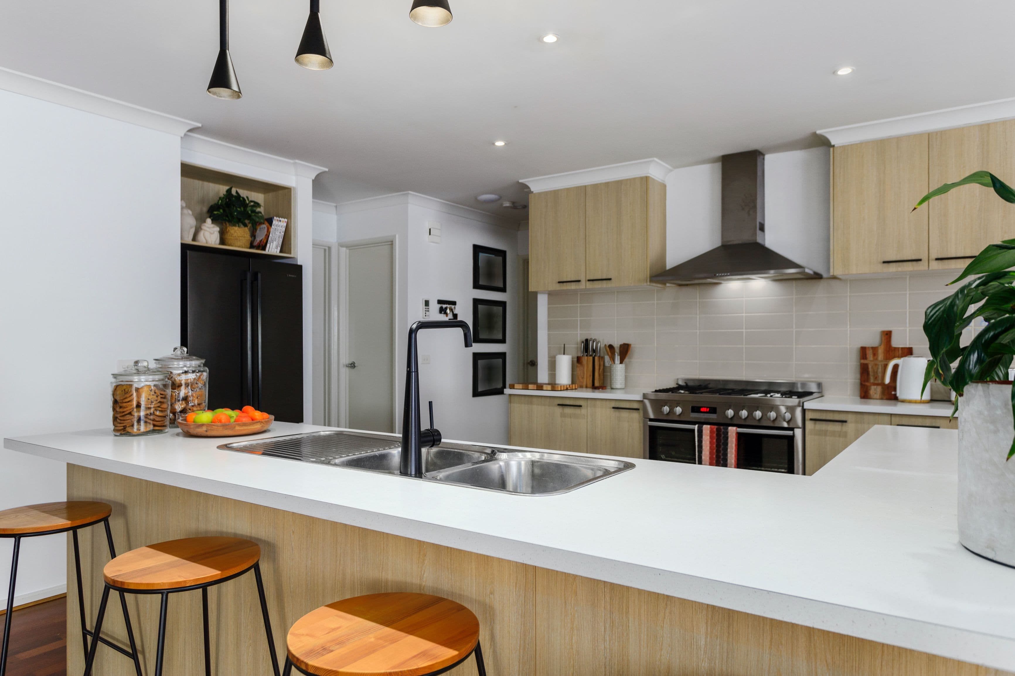 8 Redstone Avenue, Mernda VIC 3754, Mernda - Thumbnail 3