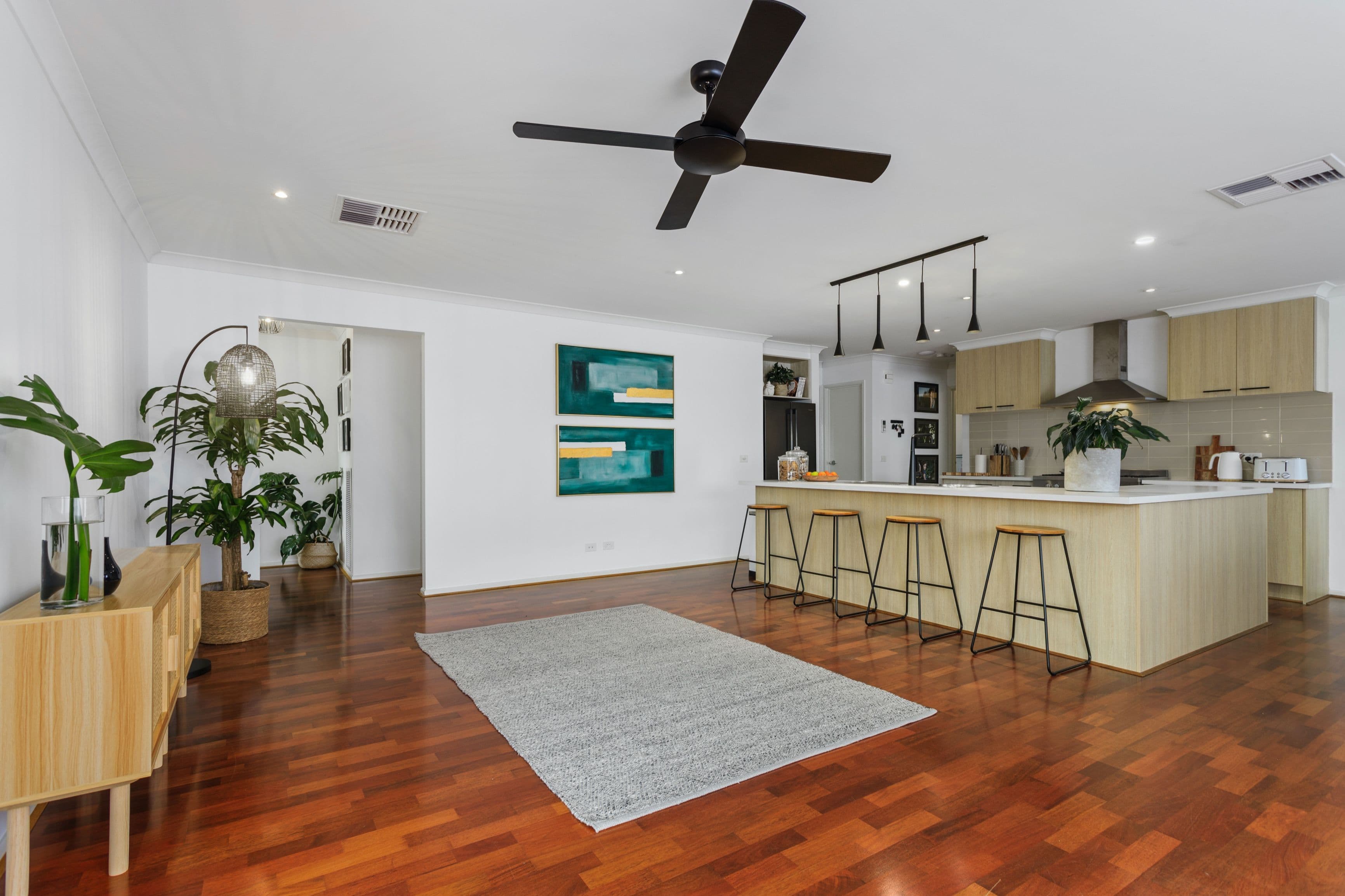 8 Redstone Avenue, Mernda VIC 3754, Mernda - Thumbnail 4