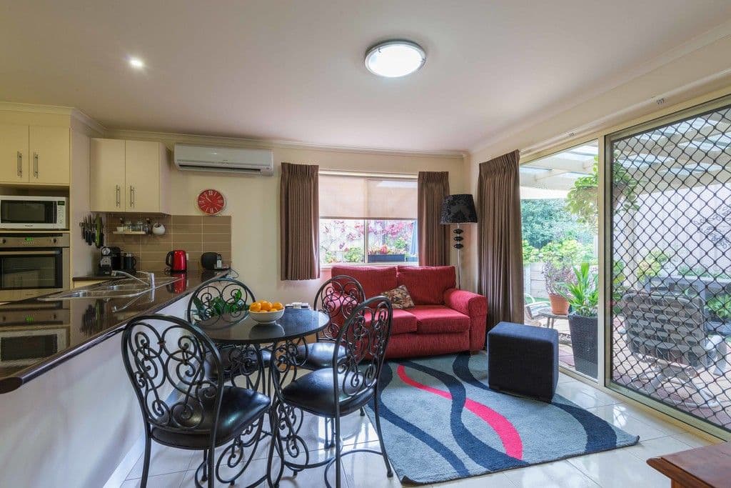 5 Rosewood Mews, Golden Square VIC 3555, Golden Square - Thumbnail 8