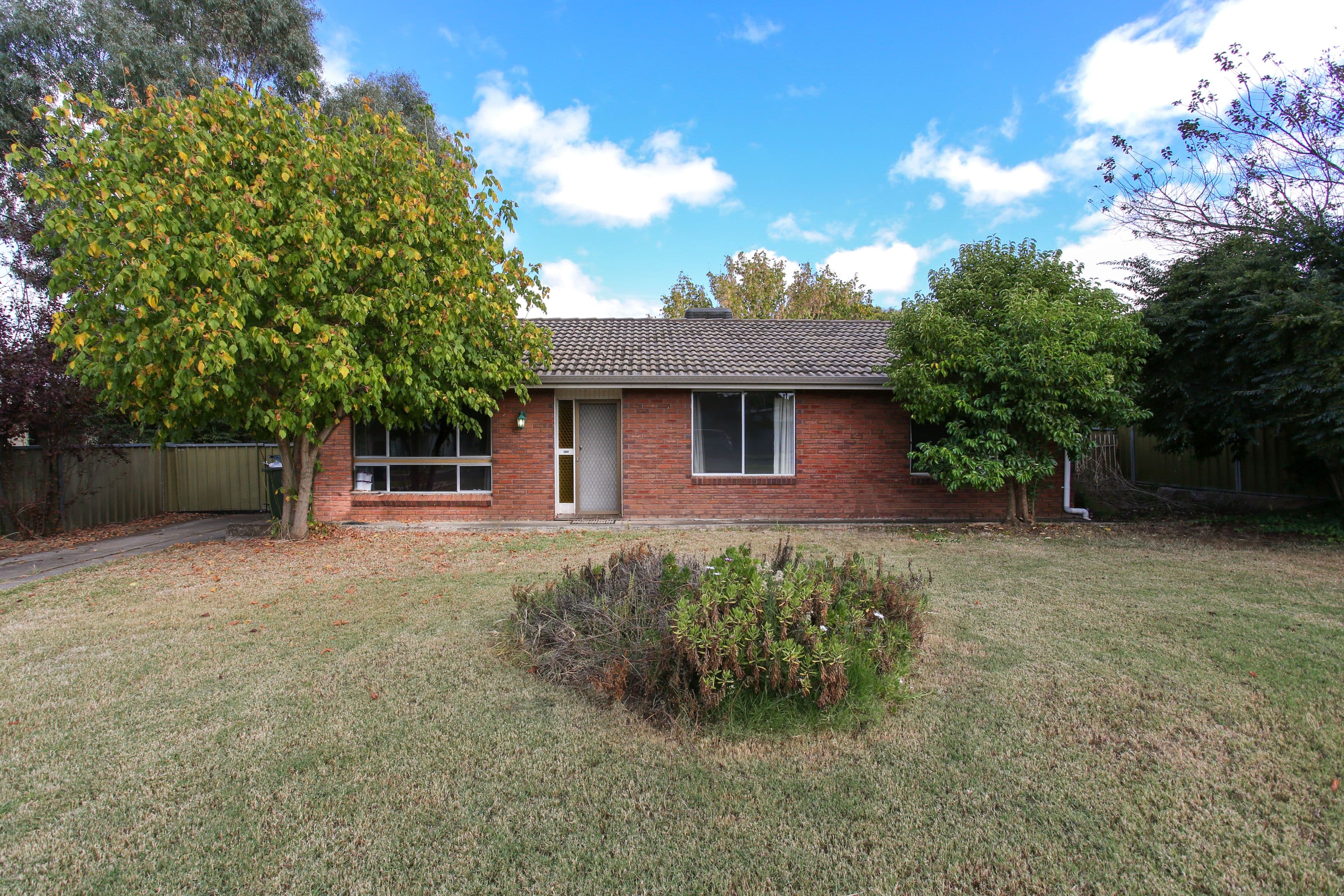 28 Stewart Street, Cowra NSW 2794, Cowra - Image 1