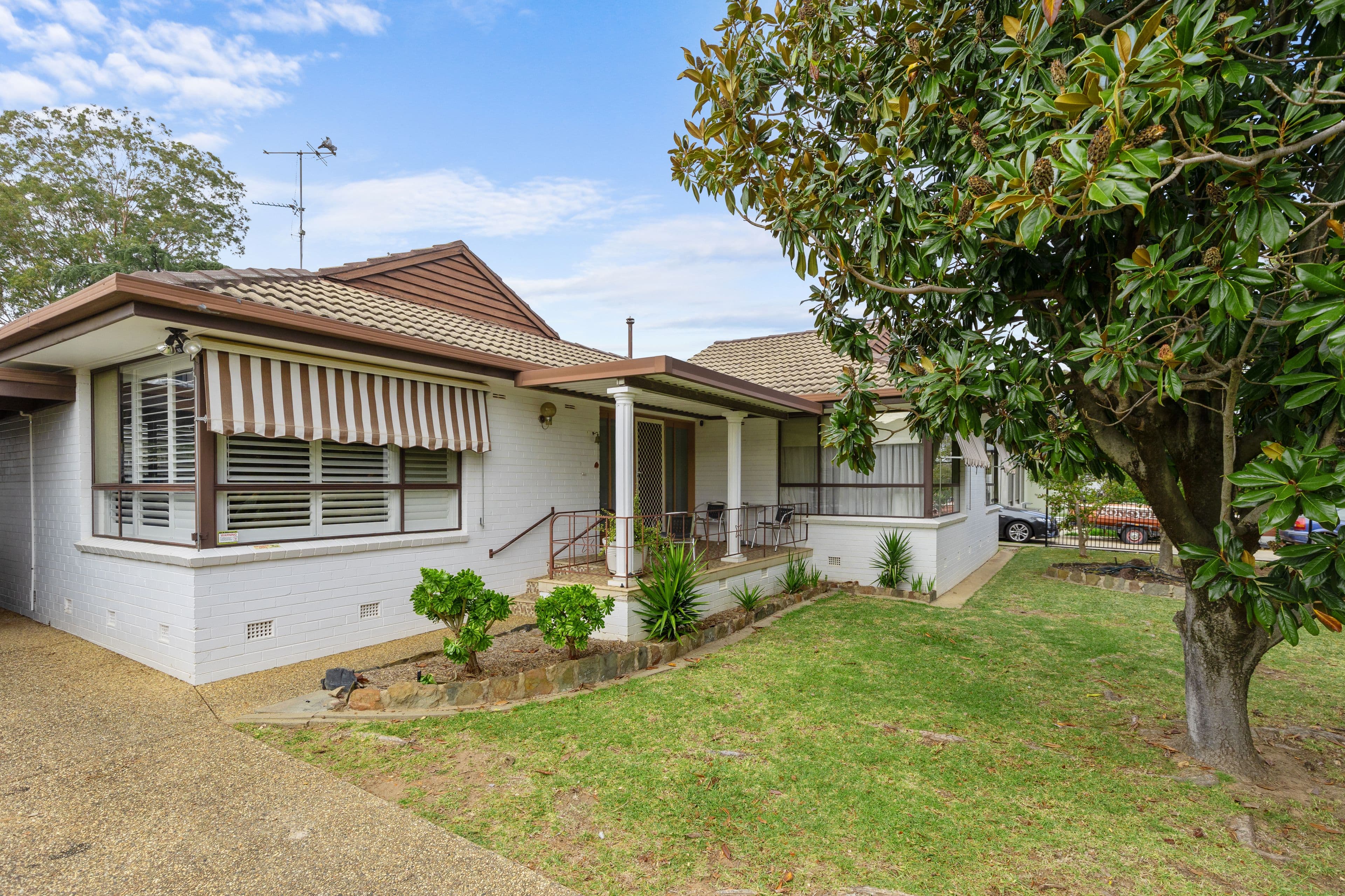 7 Pratt Street, Mount Austin NSW 2650, Mount Austin - Image 1