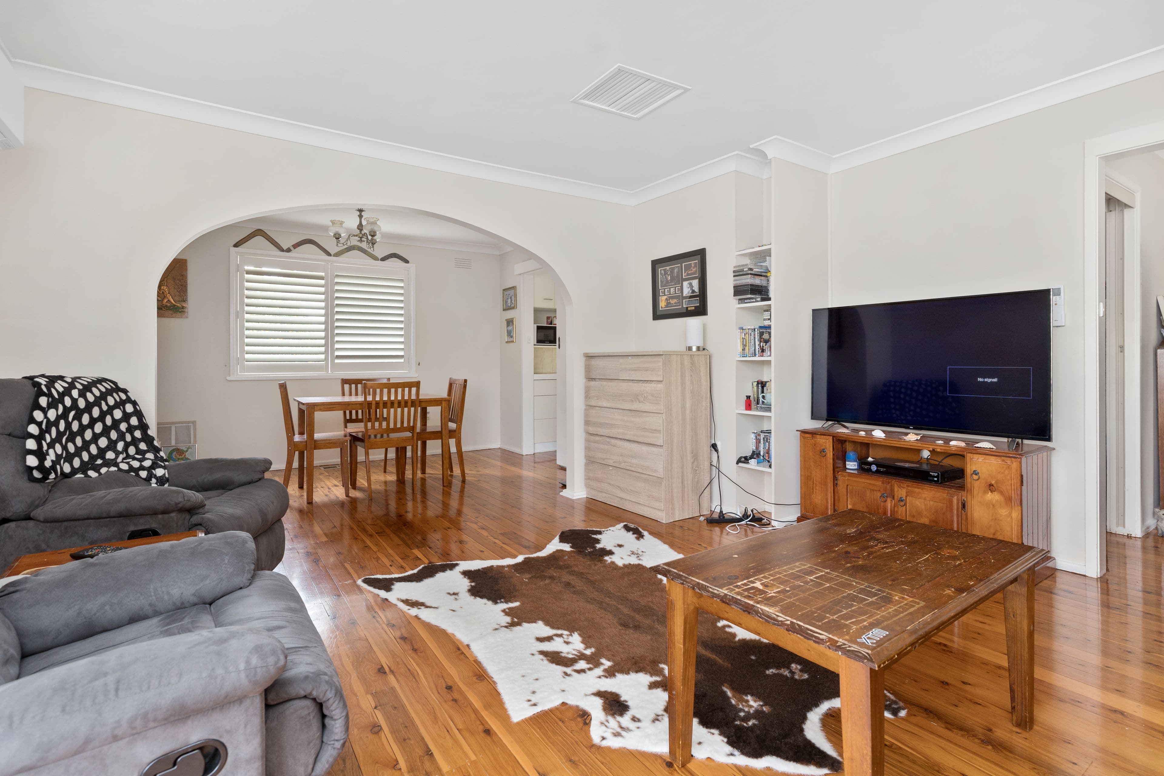 7 Pratt Street, Mount Austin NSW 2650, Mount Austin - Thumbnail 2