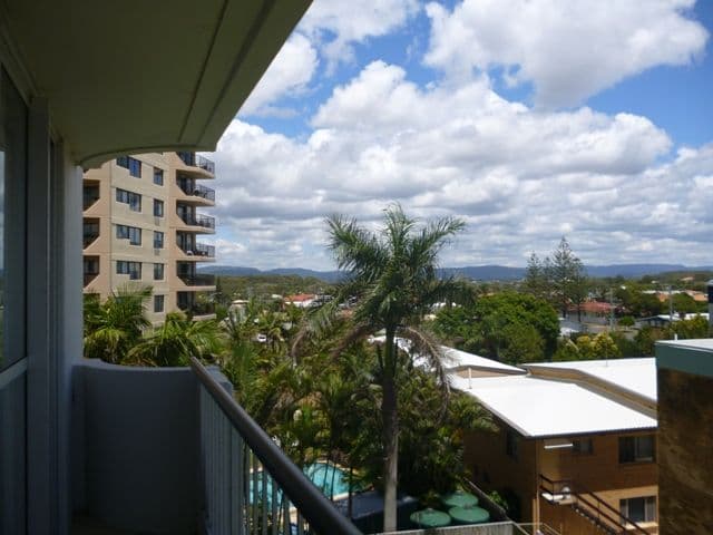 170 The Esplanade, BURLEIGH HEADS QLD 4220, Burleigh Heads - Thumbnail 2
