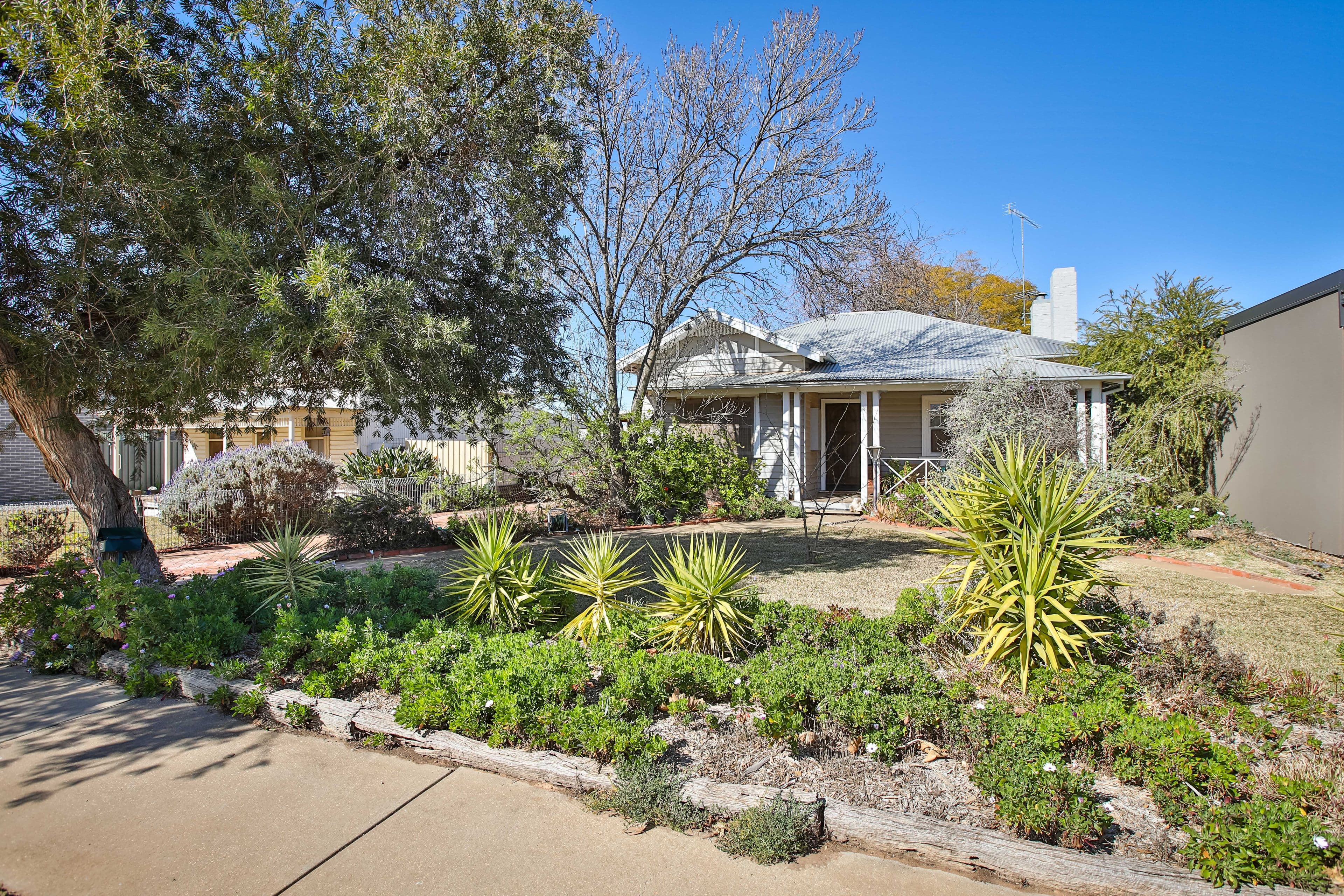 24 Walnut Avenue, Mildura VIC 3500, Mildura - Thumbnail 2