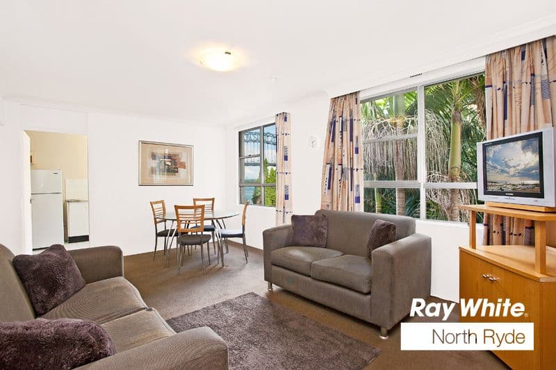 2A Henry Lawson Avenue, MCMAHONS POINT NSW 2060, McMahons Point - Thumbnail 4
