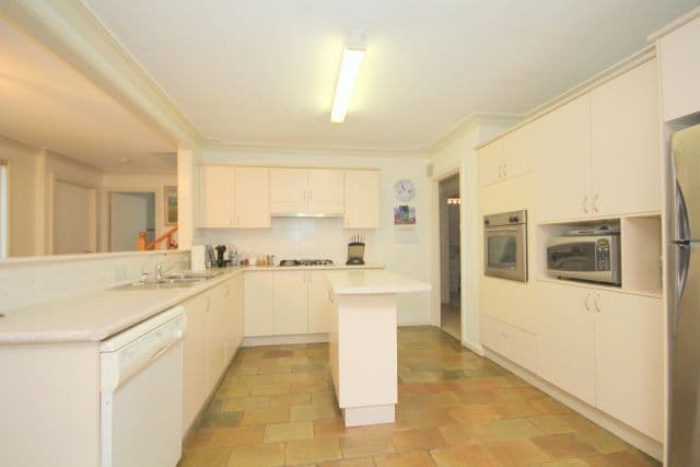 145 Johnston Road, BASS HILL NSW 2197, Bass Hill - Thumbnail 4