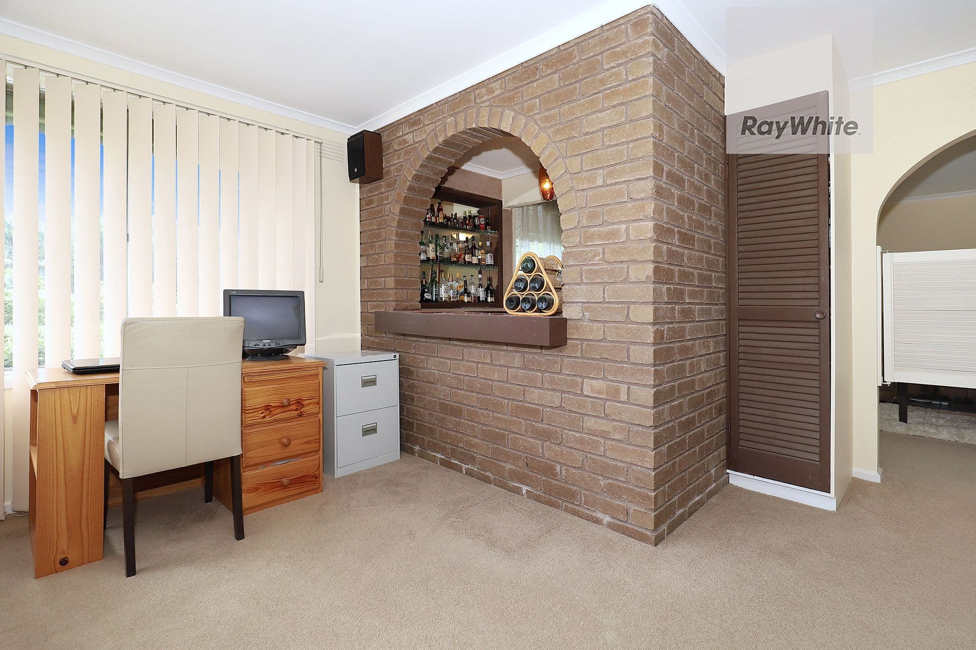 12 Burbank Avenue, Gladstone Park VIC 3043, Gladstone Park - Thumbnail 4