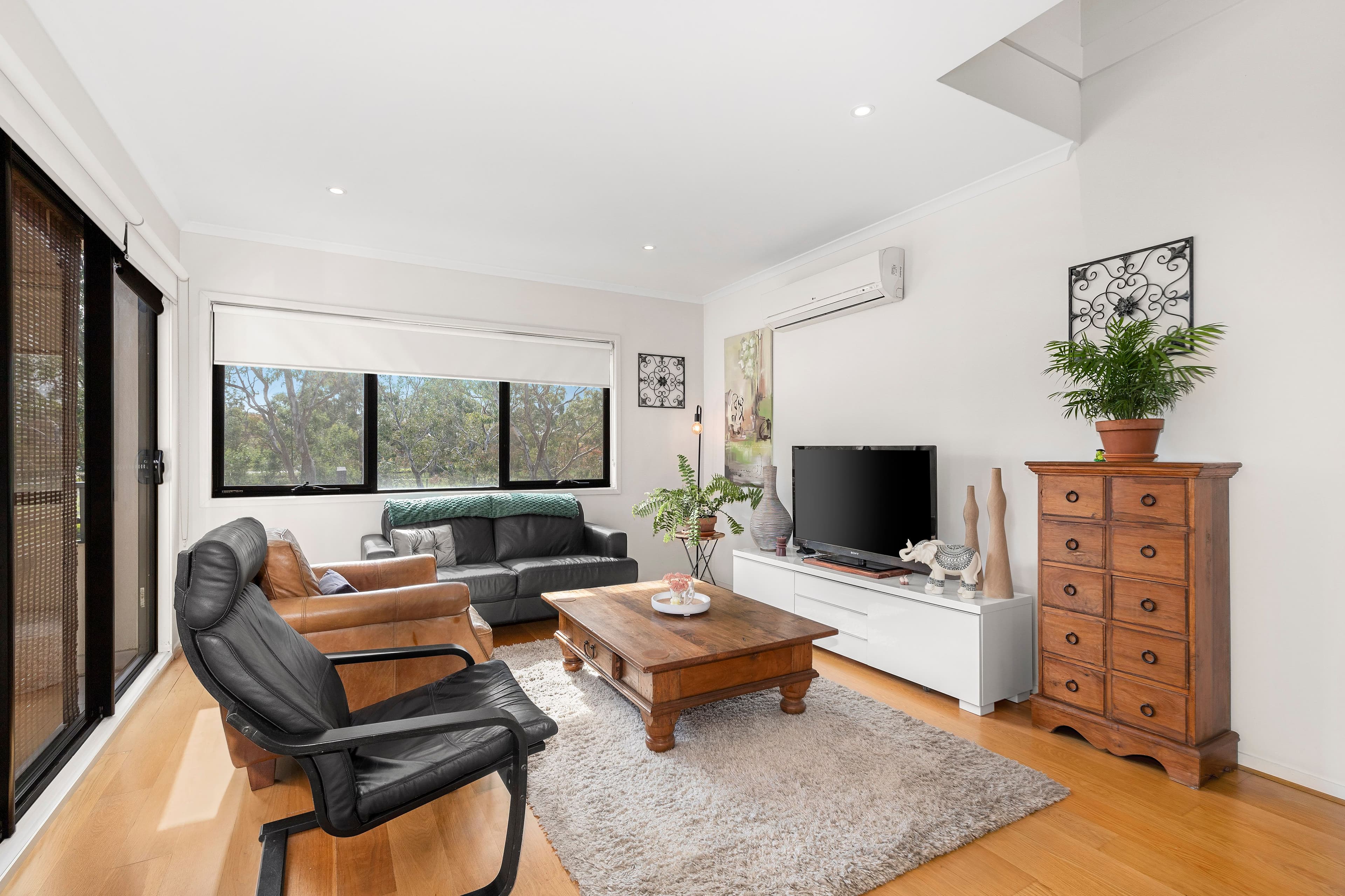11 Gorman Drive, Mill Park VIC 3082, Mill Park - Thumbnail 3