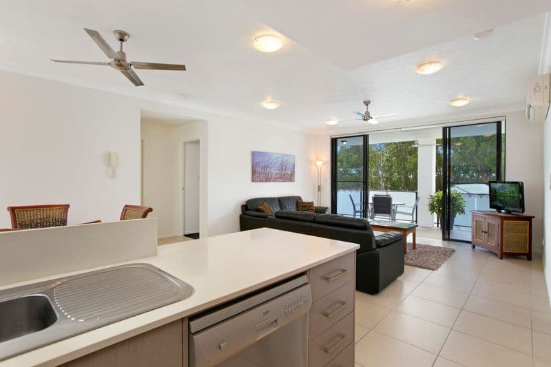 PALM COVE QLD 4879, Palm Cove - Thumbnail 5
