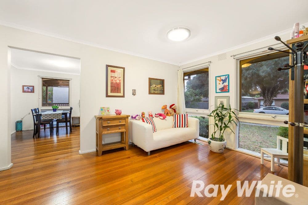 4 Lumeah Crescent, Ferntree Gully VIC 3156, Ferntree Gully - Thumbnail 3