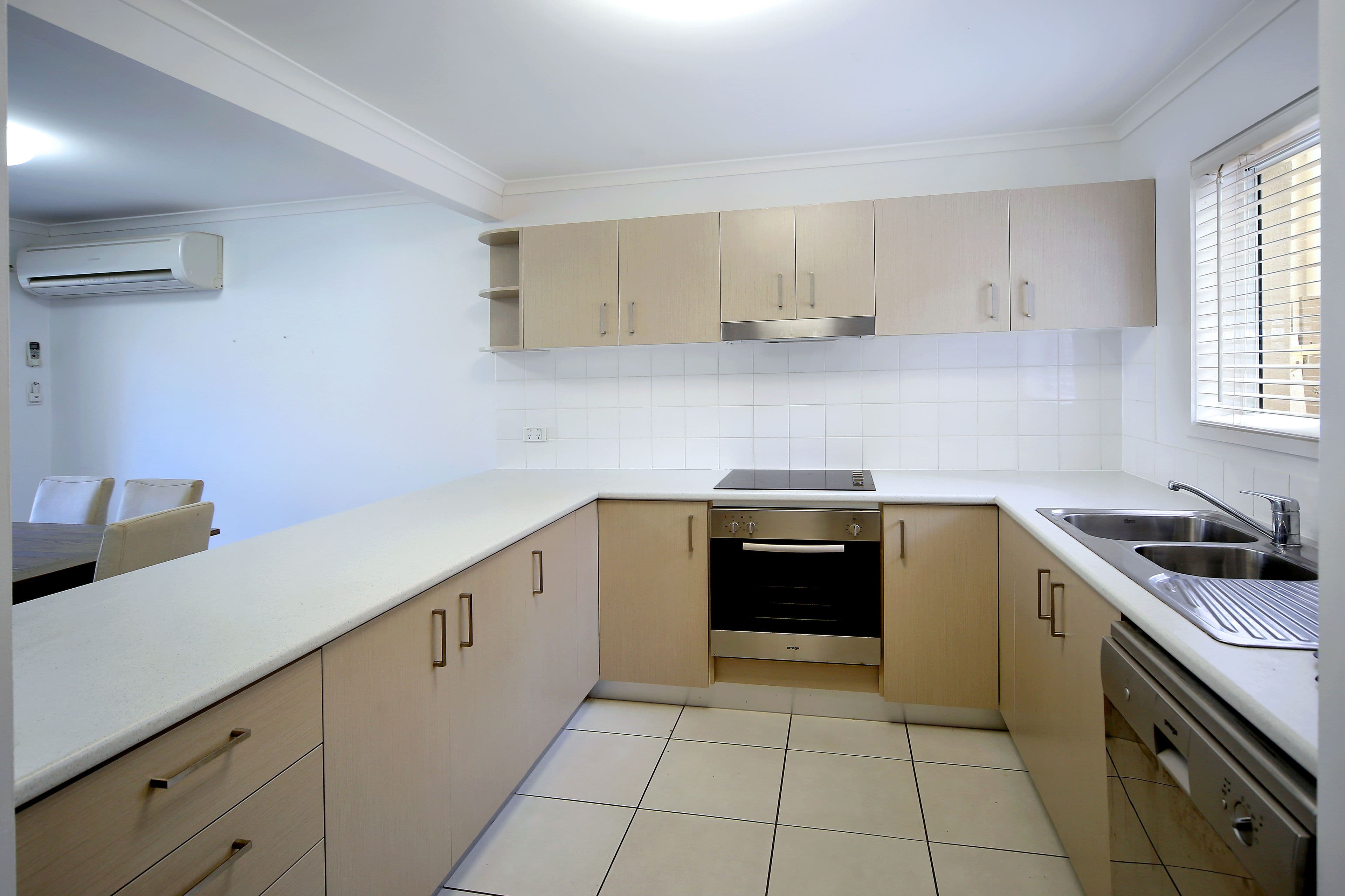2 Landsborough Parade, Golden Beach QLD 4551, Golden Beach - Thumbnail 2