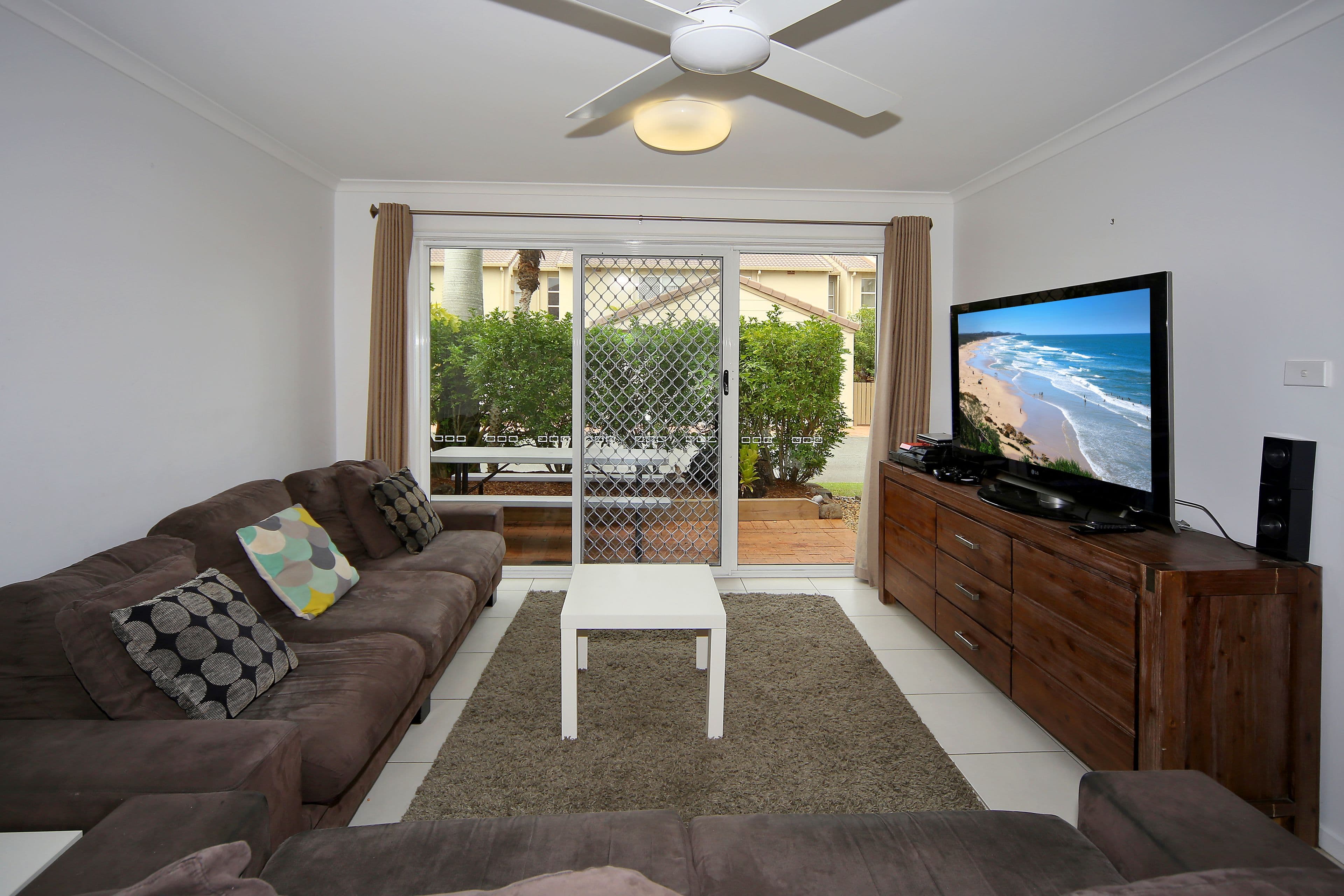 2 Landsborough Parade, Golden Beach QLD 4551, Golden Beach - Thumbnail 4