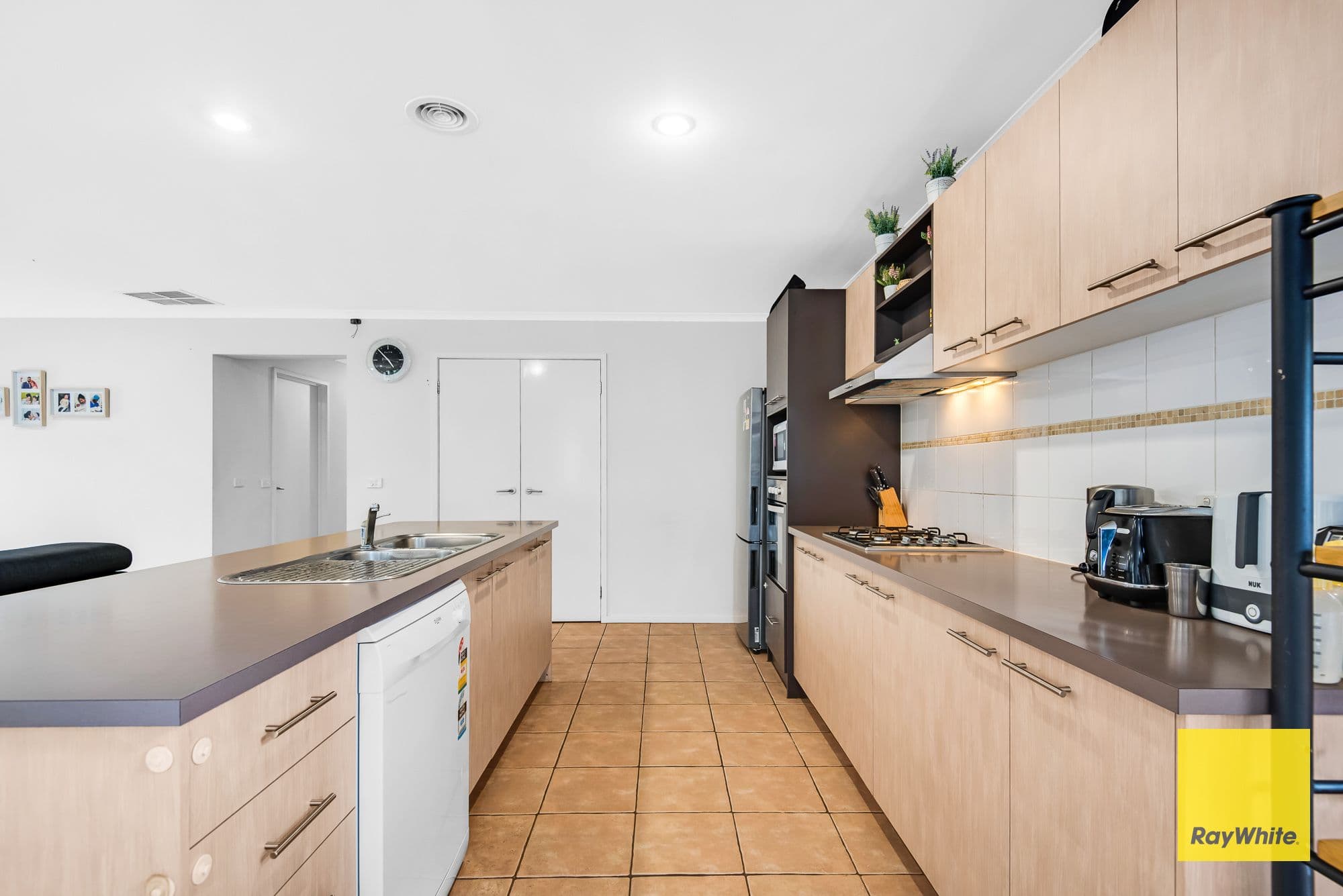 17 Alfred Park Drive, Tarneit VIC 3029, Tarneit - Thumbnail 6