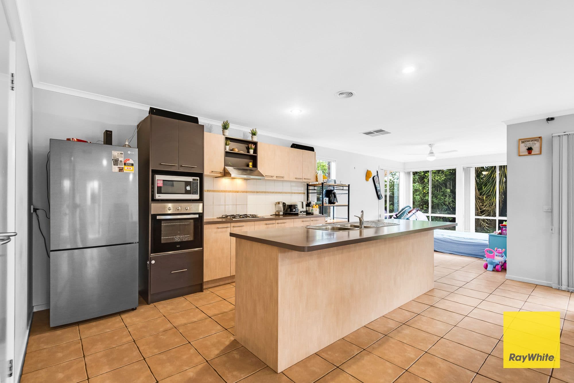 17 Alfred Park Drive, Tarneit VIC 3029, Tarneit - Thumbnail 7