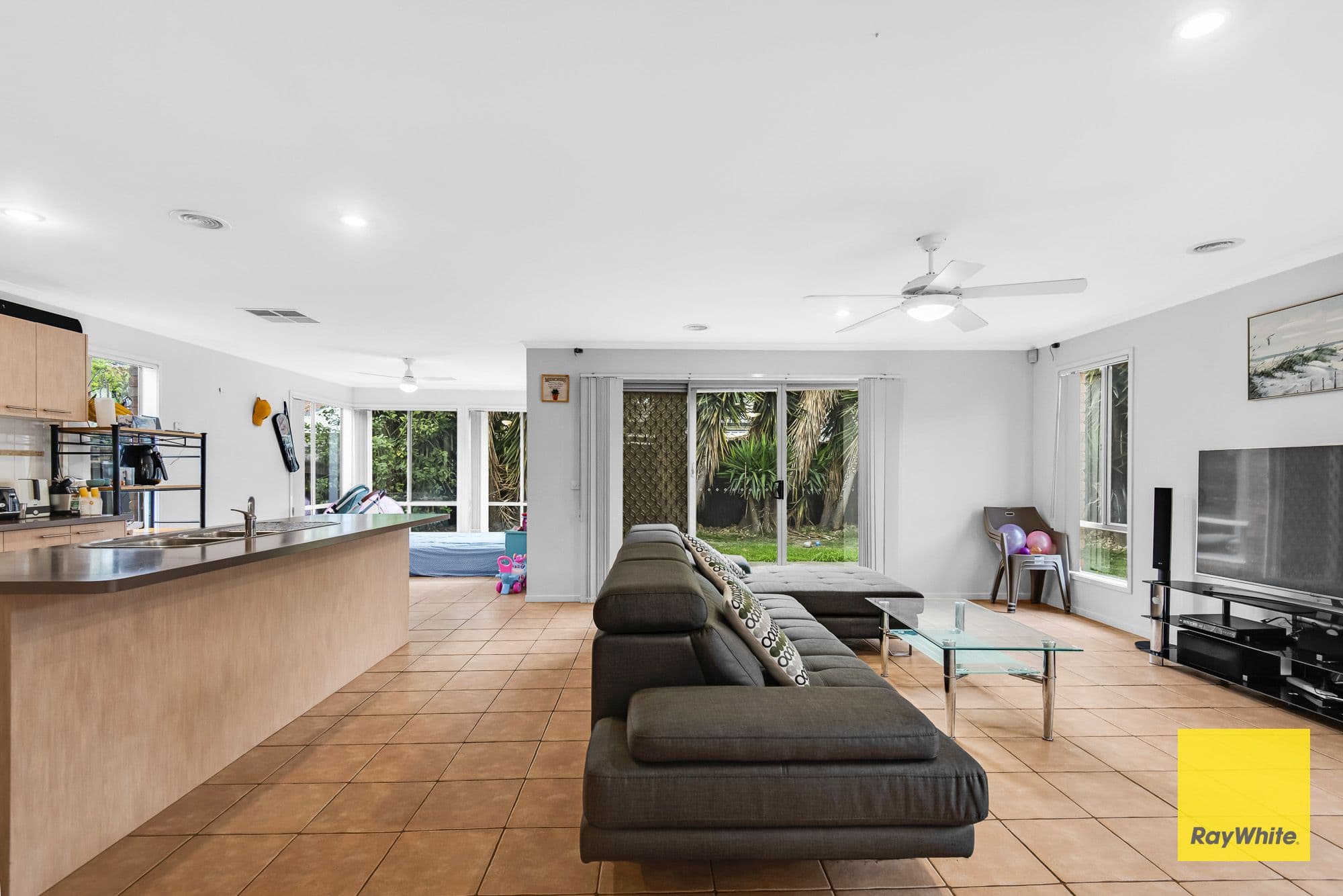 17 Alfred Park Drive, Tarneit VIC 3029, Tarneit - Thumbnail 8