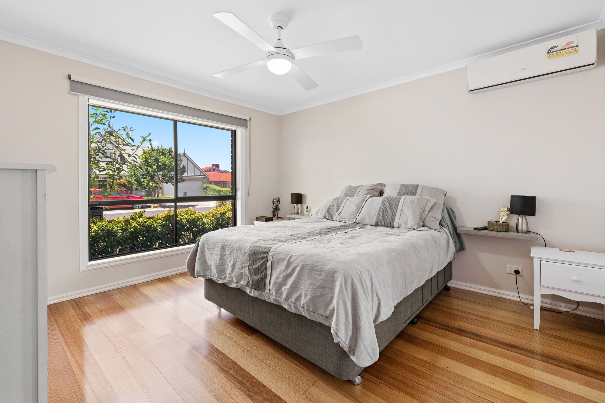 4 Yankos Drive, Werribee VIC 3030, Werribee - Thumbnail 2
