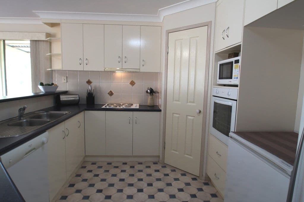 14 North Street, Kingsthorpe QLD 4400, Kingsthorpe - Thumbnail 6