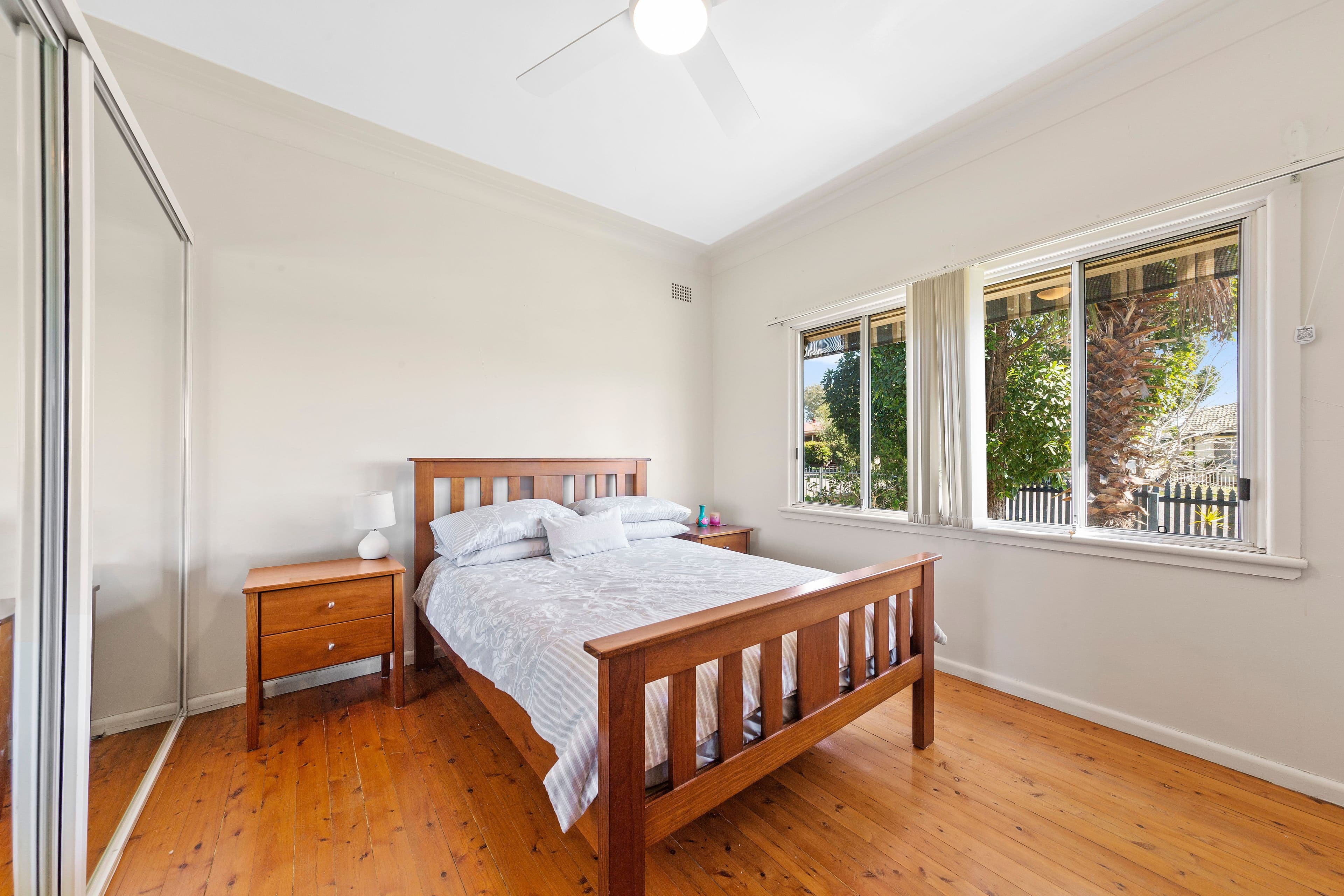 10 Dampier Boulevard, Killarney Vale - Thumbnail 6