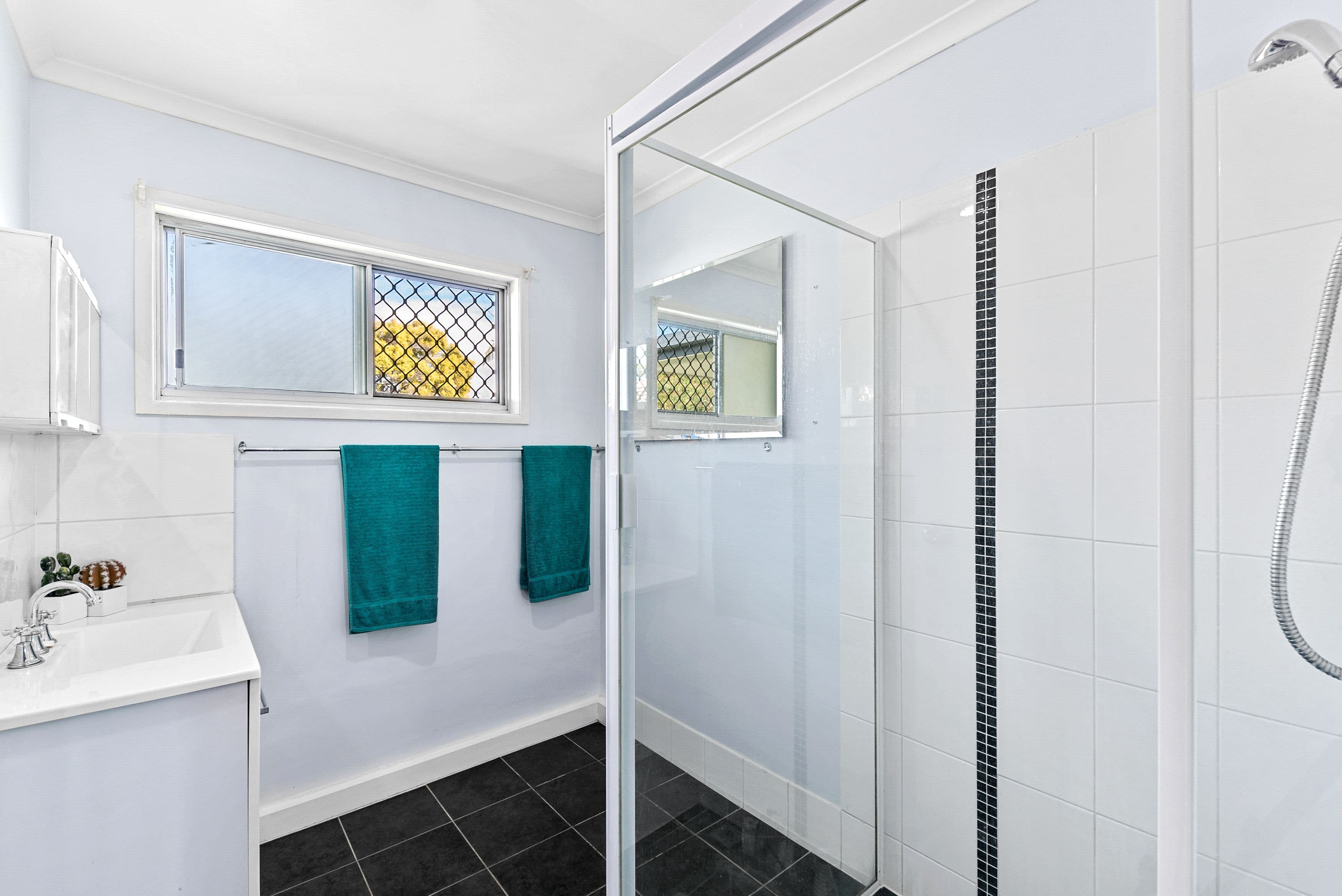 7 Alison Court, Kippa-Ring QLD 4021, Kippa-Ring - Thumbnail 7
