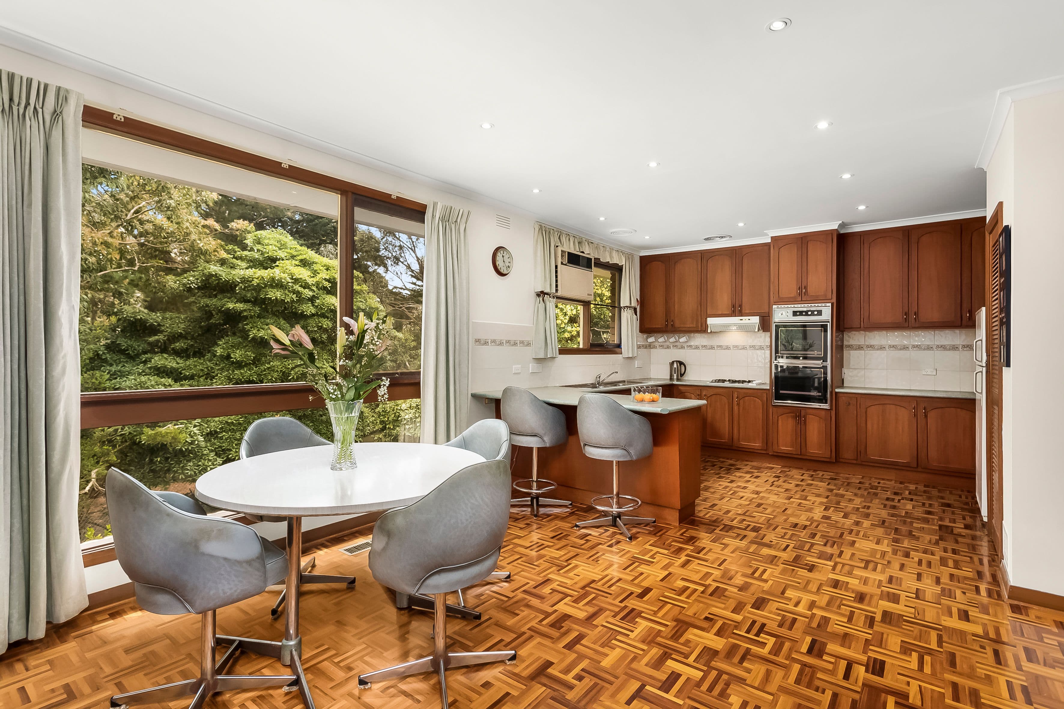 27 Lilian Street, Glen Waverley VIC 3150, Glen Waverley - Thumbnail 3