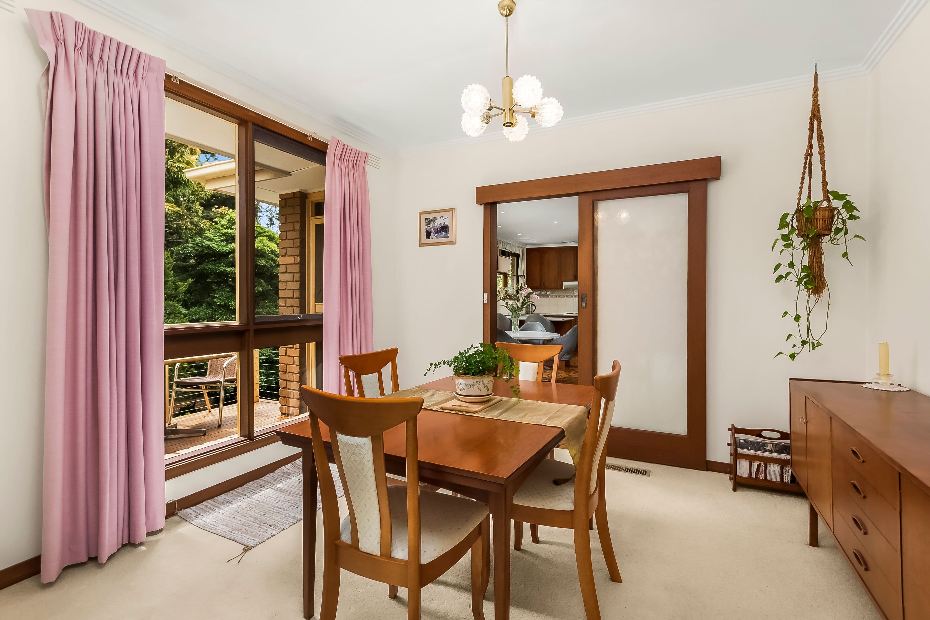 27 Lilian Street, Glen Waverley VIC 3150, Glen Waverley - Thumbnail 4