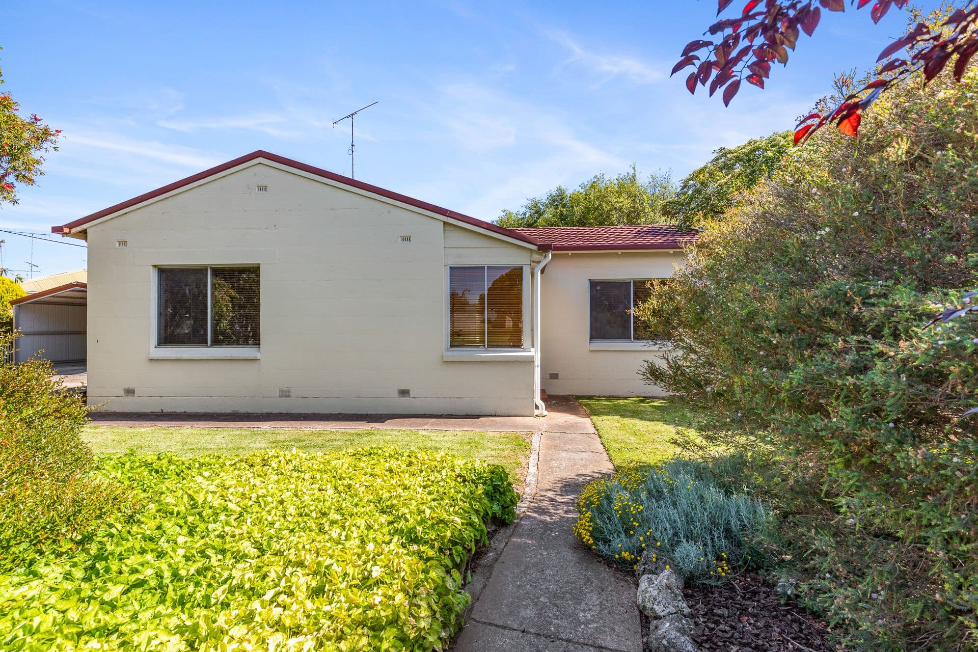 1 Finnis Street, Mount Gambier SA 5290, Mount Gambier - Image 1