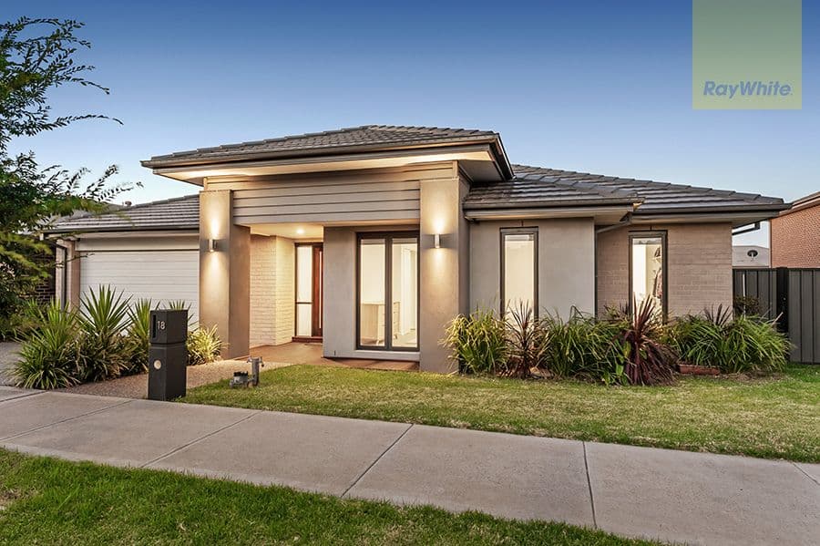 18 Baronial Way, Craigieburn VIC 3064, Craigieburn - Image 1