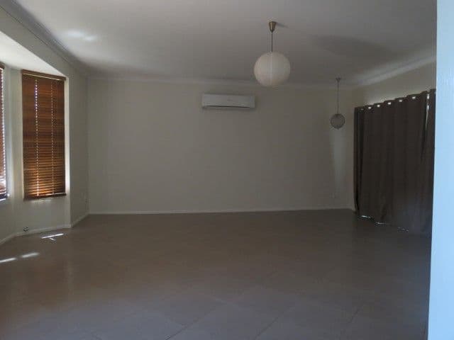12 Marsden Court, Roma QLD 4455, Roma - Thumbnail 5
