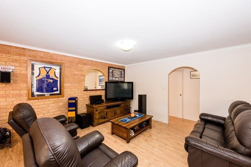 17 Pinyali Way, Waggrakine WA 6530, Waggrakine - Thumbnail 3