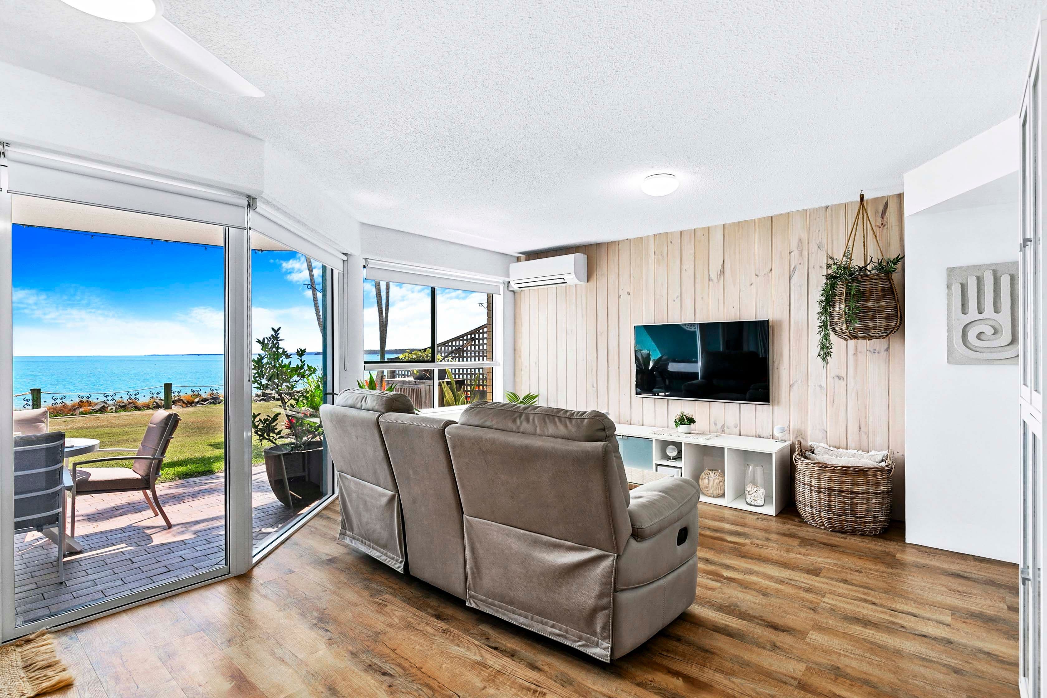 17 Buccaneer Drive, Urangan QLD 4655, Urangan - Thumbnail 2