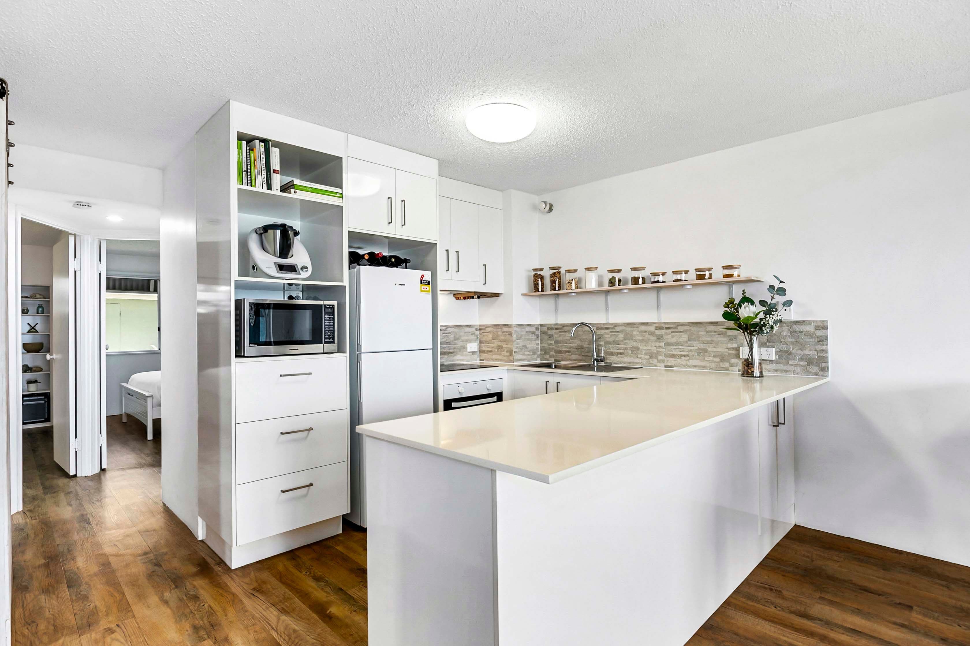 17 Buccaneer Drive, Urangan QLD 4655, Urangan - Thumbnail 7