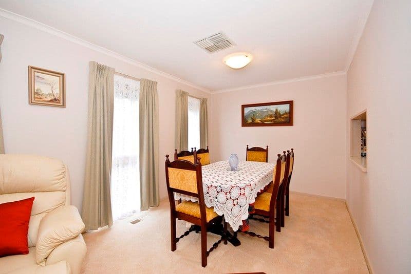 42 Country Club Drive, CHIRNSIDE PARK VIC 3116, Chirnside Park - Thumbnail 4