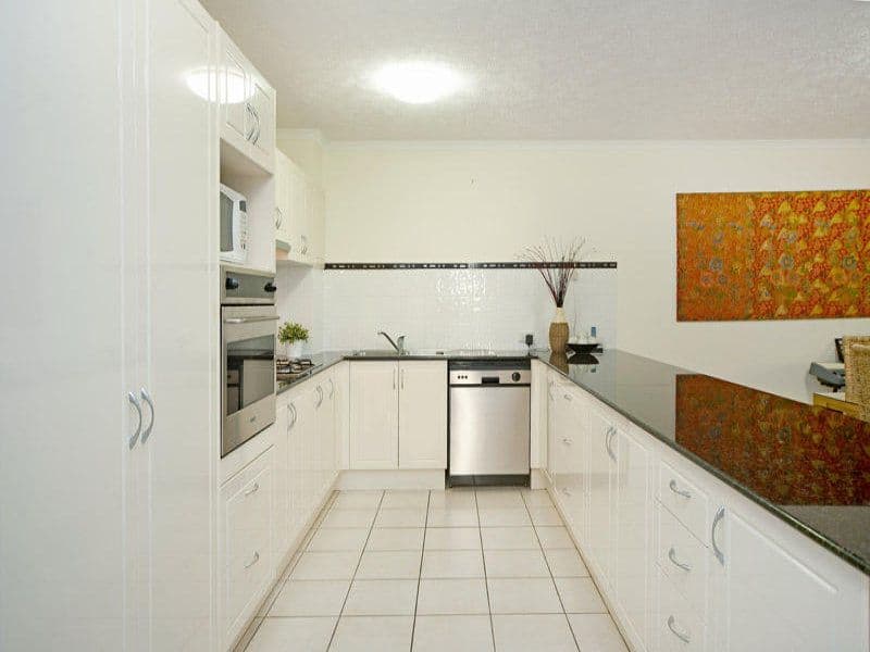 38 Caseys Road, HOPE ISLAND QLD 4212, Hope Island - Thumbnail 4