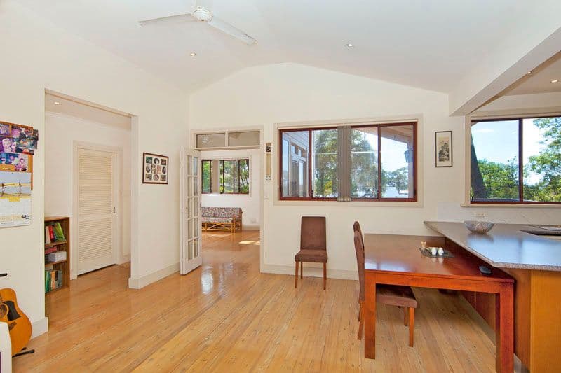 51 Jacqueline Avenue, GOROKAN NSW 2263, Gorokan - Thumbnail 2