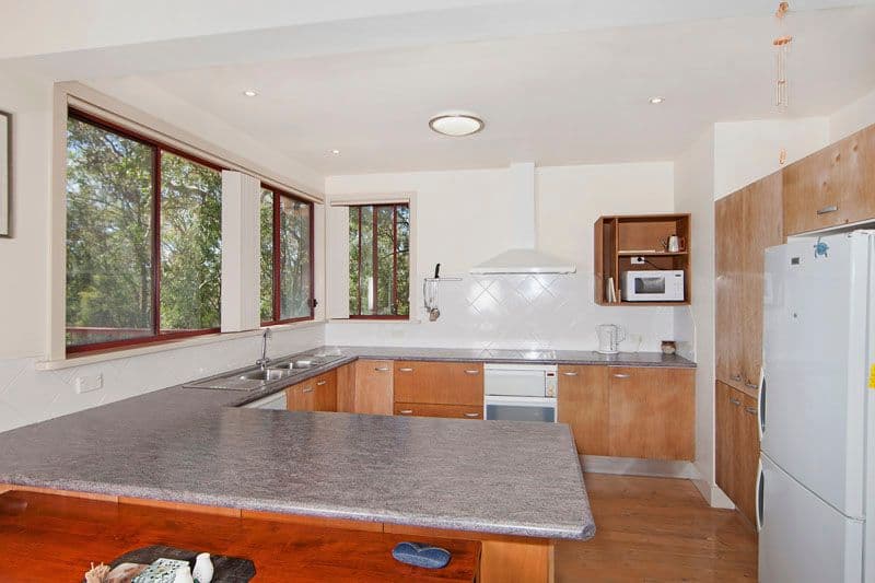 51 Jacqueline Avenue, GOROKAN NSW 2263, Gorokan - Thumbnail 4