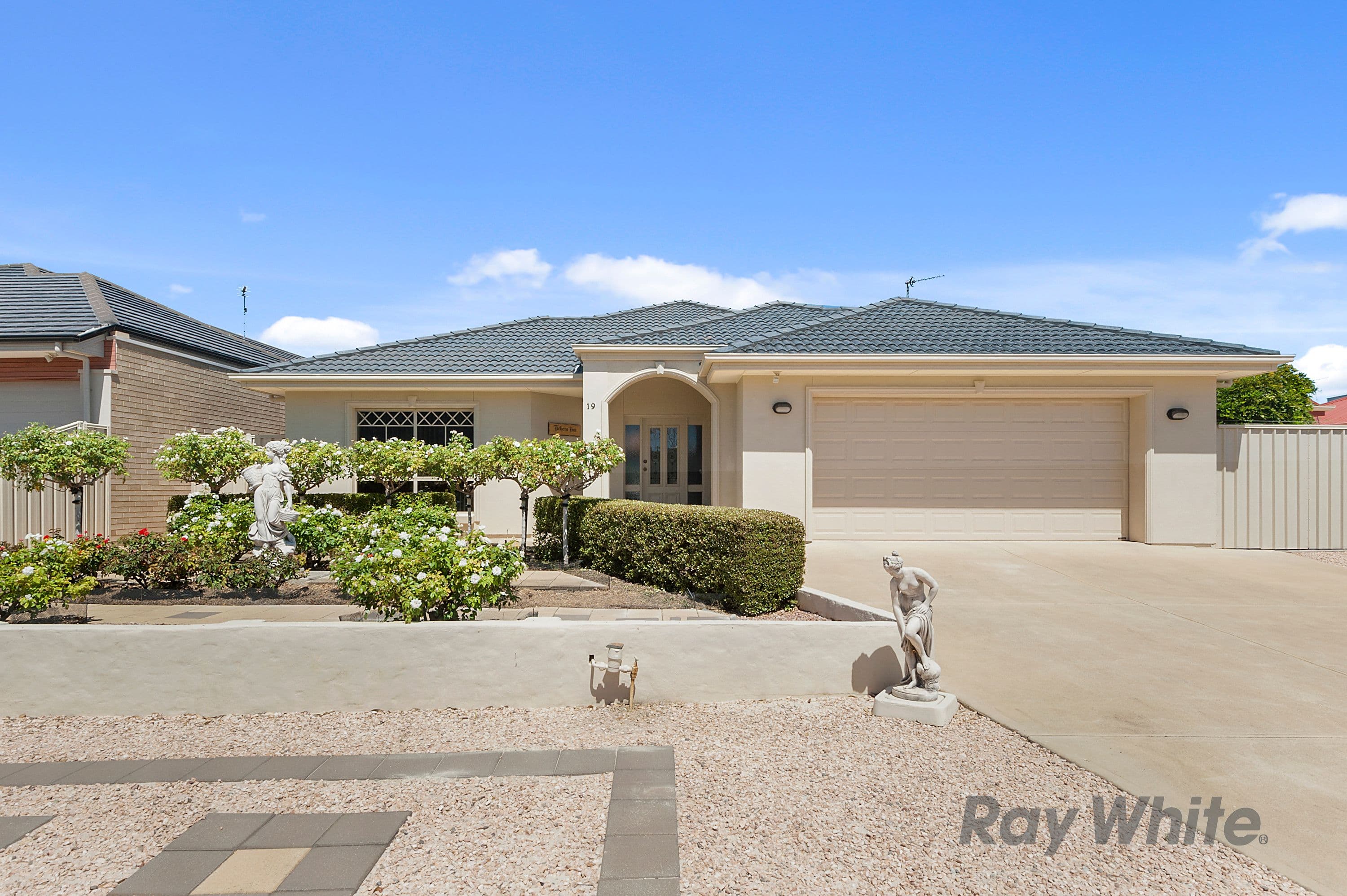 19 Spinnaker Court, Wallaroo SA 5556, Wallaroo - Thumbnail 2