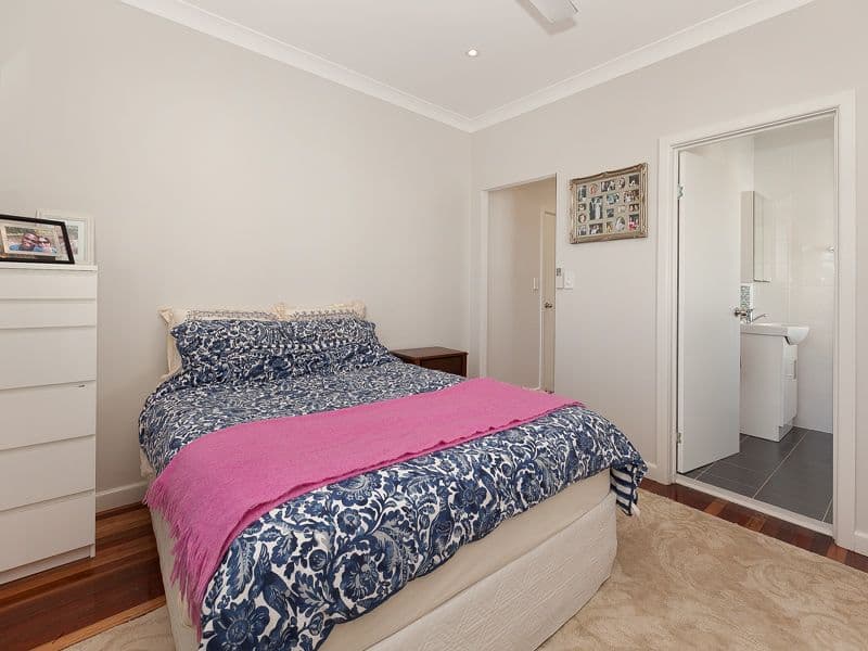 26 Coleman Street, GRACEVILLE QLD 4075, Graceville - Thumbnail 8