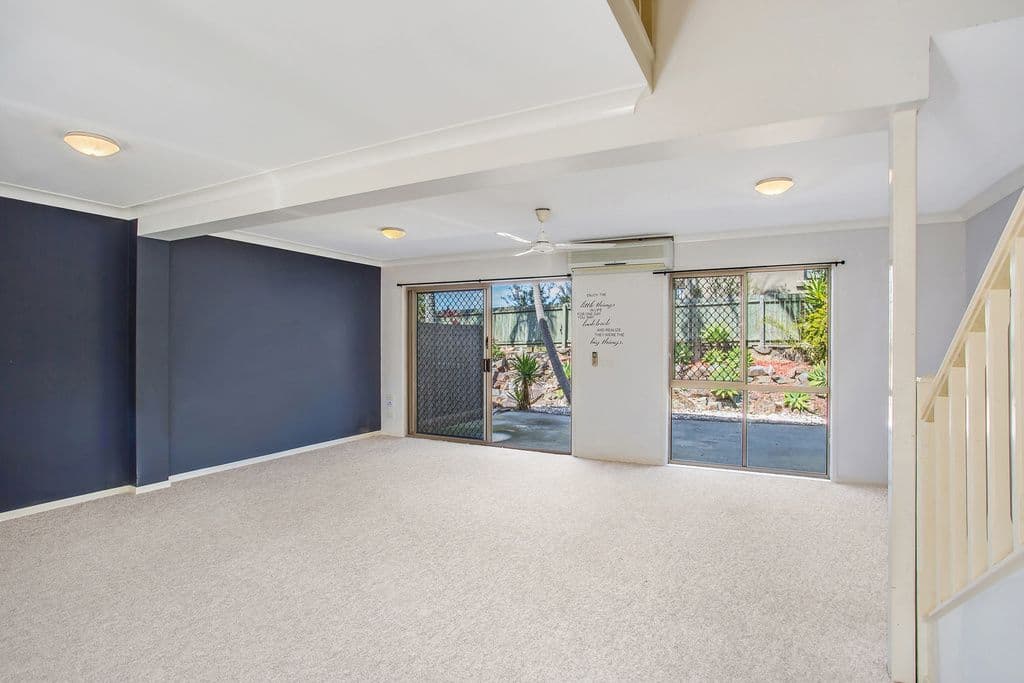 14 Bourton Road, Merrimac QLD 4226, Merrimac - Thumbnail 2