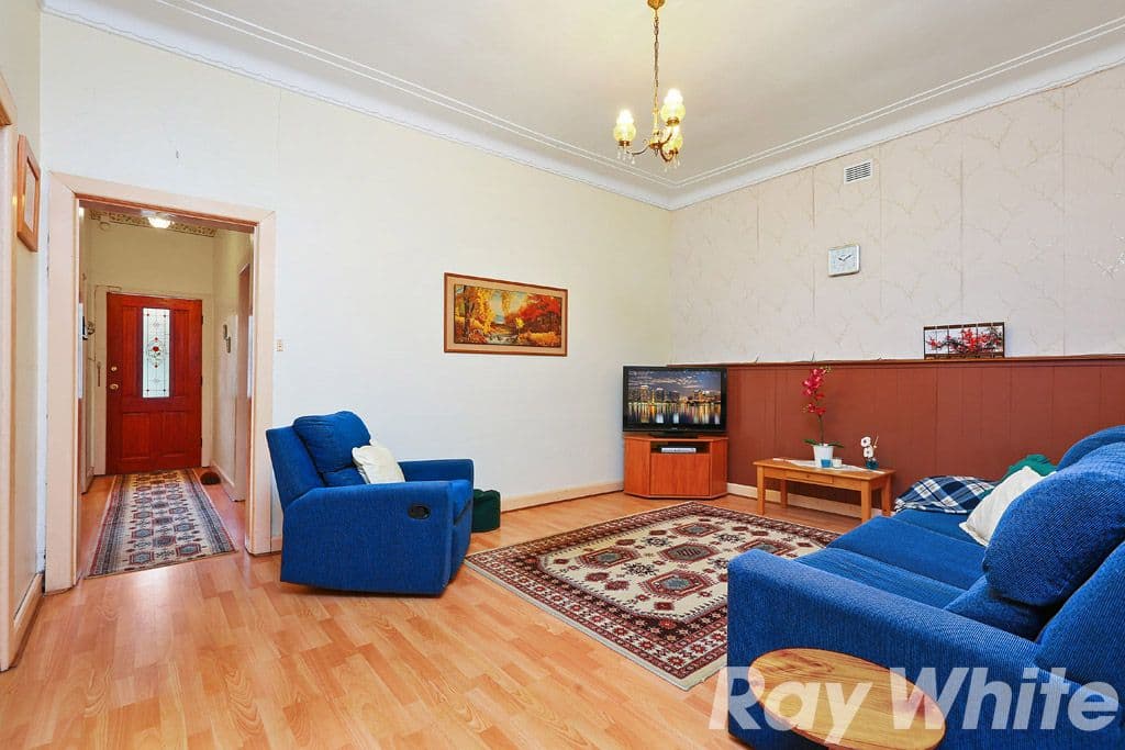 3 Eltham Street, Dulwich Hill - Thumbnail 2